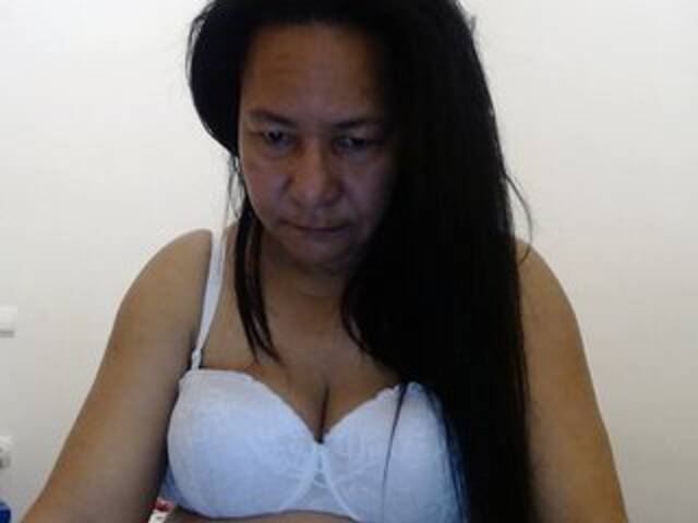 Емитовање снимка екрана bunnymilf