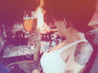 Еротски видео цхат CalaNoir