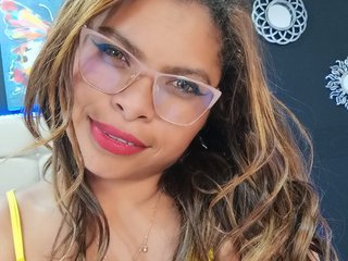 Еротски видео цхат CamiilaReyes