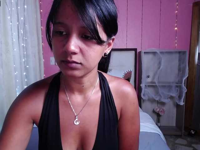 Емитовање снимка екрана camilamoon1