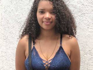 Еротски видео цхат CamillWilliam