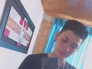 Еротски видео цхат camilotomboy18