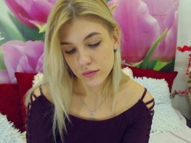 Емитовање снимка екрана CamomillaG