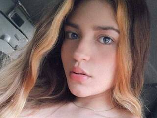 Еротски видео цхат Camxc