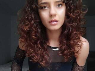 Еротски видео цхат Candace-C