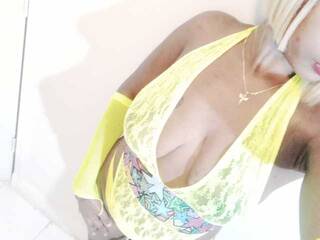 Еротски видео цхат Candy27a