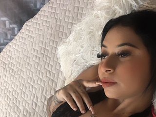 Еротски видео цхат candydamnhot