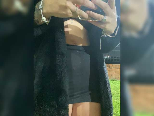 Емитовање снимка екрана Candyfoox