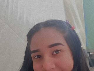 Еротски видео цхат CandyGill1