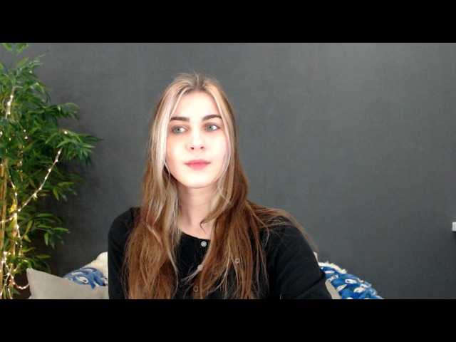 Емитовање снимка екрана CandyRose