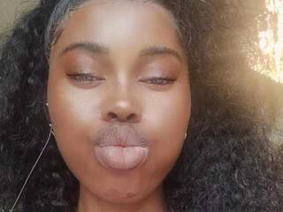 Еротски видео цхат CaramelCandy