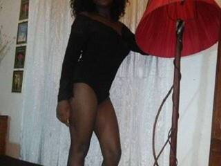 Еротски видео цхат Caramelchoco1