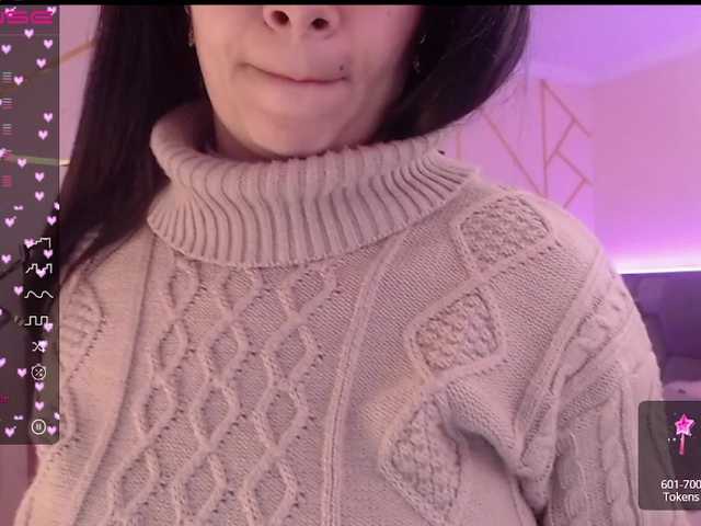 Емитовање снимка екрана CARLYY-1
