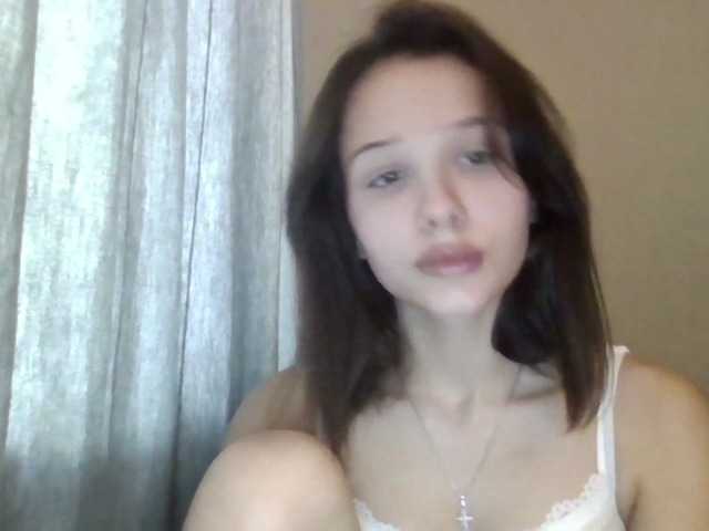 Емитовање снимка екрана CarmenModel