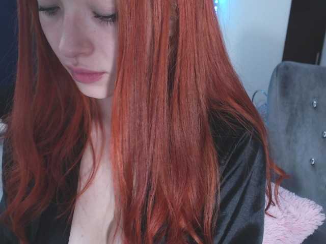 Емитовање снимка екрана CarolineJames