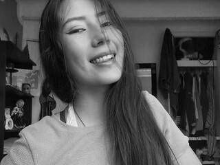 Еротски видео цхат Carolinexxx-1