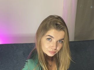 Еротски видео цхат CarrieBradshaww