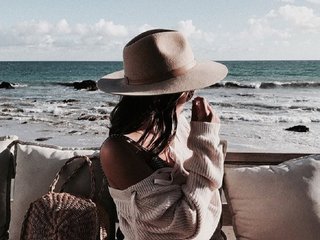 Еротски видео цхат CassieLopez