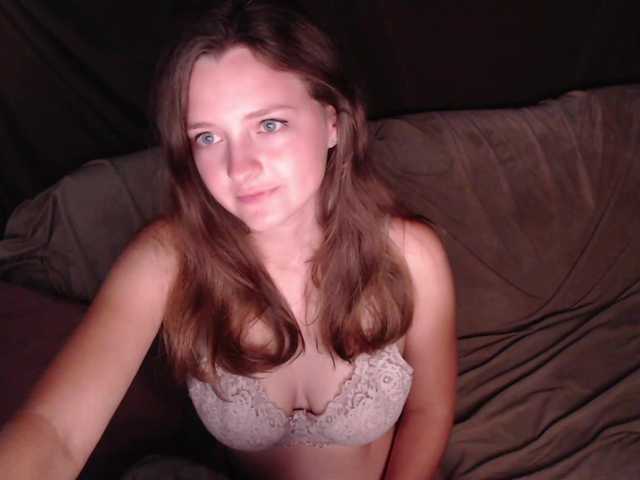 Емитовање снимка екрана ChanelKitty