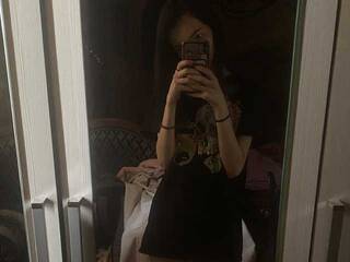 Еротски видео цхат Charlotte-Angel