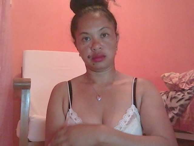 Емитовање снимка екрана chatte-rose