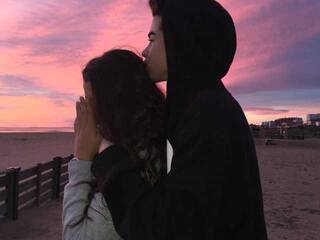 Еротски видео цхат CheepMfDeep