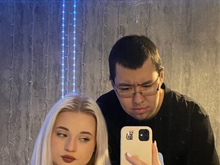 Еротски видео цхат CherriBlossoms