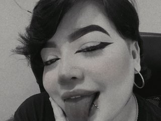 Еротски видео цхат cherry-bluue