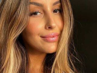 Еротски видео цхат cherrycrush69