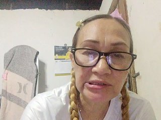 Еротски видео цхат cherrywhite03