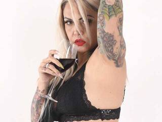 Еротски видео цхат inkfemme