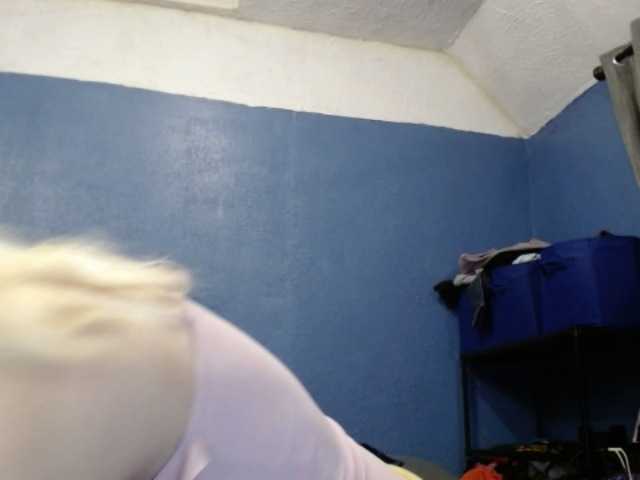 Емитовање снимка екрана chillyhicks