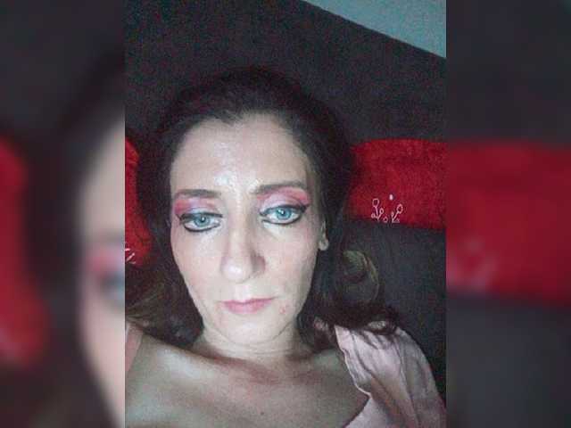 Емитовање снимка екрана ChristianaHot