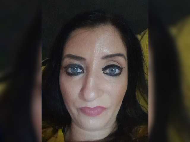 Емитовање снимка екрана ChristianaHot