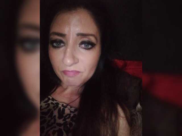 Емитовање снимка екрана ChristianaHot