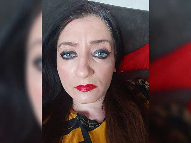 Емитовање снимка екрана ChristianaHot