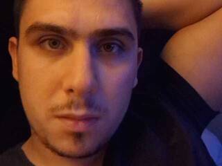 Еротски видео цхат CHSATAN