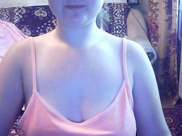 Емитовање снимка екрана CindyCute