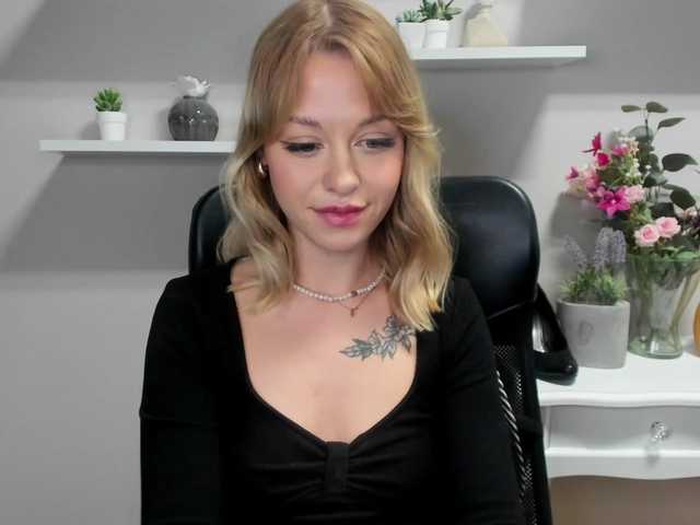 Емитовање снимка екрана CindyGlam