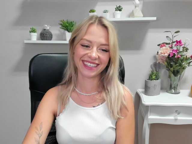 Емитовање снимка екрана CindyGlam