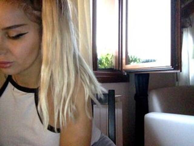 Емитовање снимка екрана clickmee