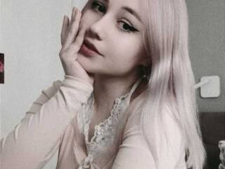 Еротски видео цхат CloutMama