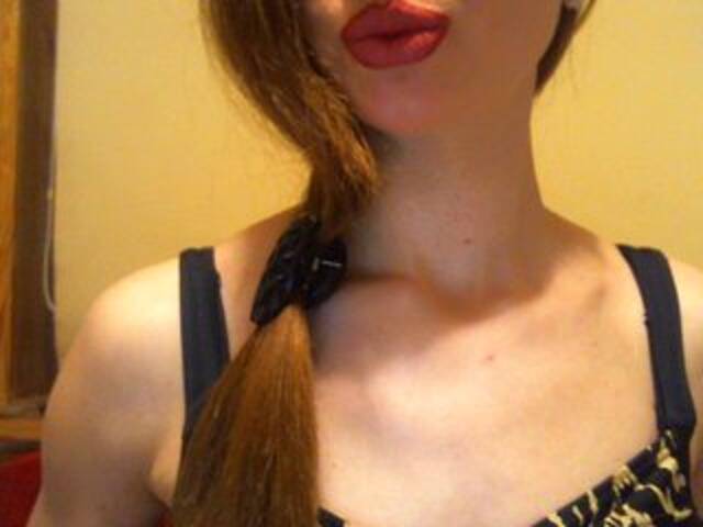 Емитовање снимка екрана CocoMademoise