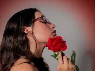 Еротски видео цхат CoralineSanchez