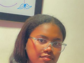 Еротски видео цхат CorinaWeit