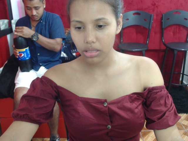 Емитовање снимка екрана coupleopenmin