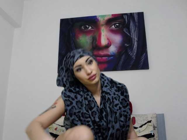 Емитовање снимка екрана CoxElysha