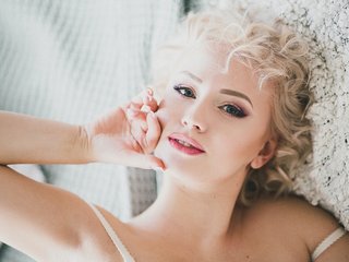 Еротски видео цхат CozySandra