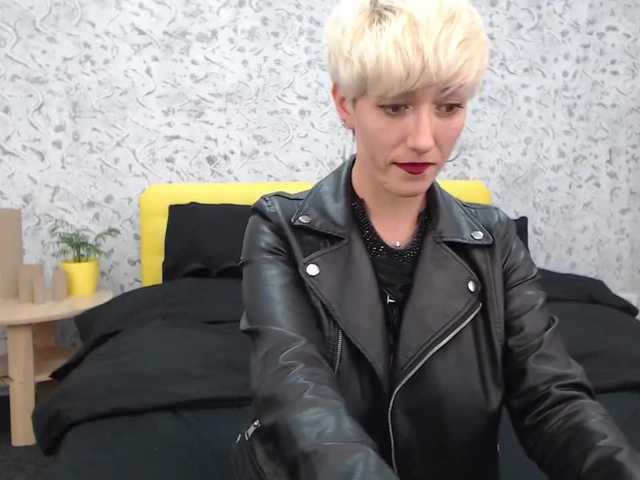 Емитовање снимка екрана crazyaangell