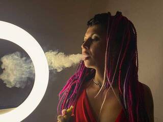 Еротски видео цхат CrazyMilf